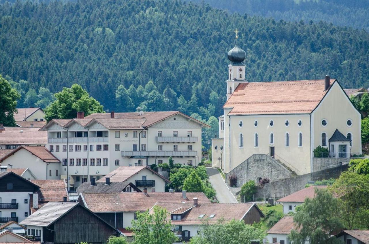 Burggasthof Hauptmann Kollnburg Exterior photo